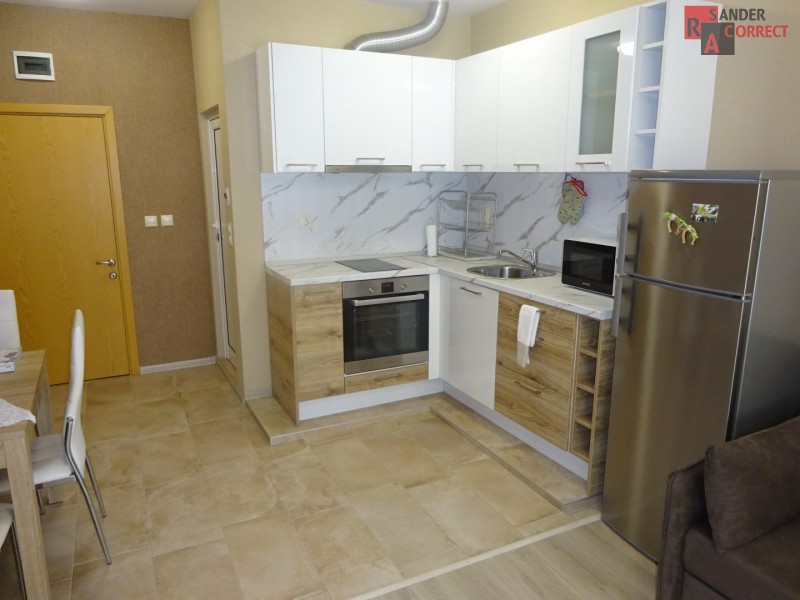 дава под наем, Специално предложение, Едностаен, София, Оборище, Тухла